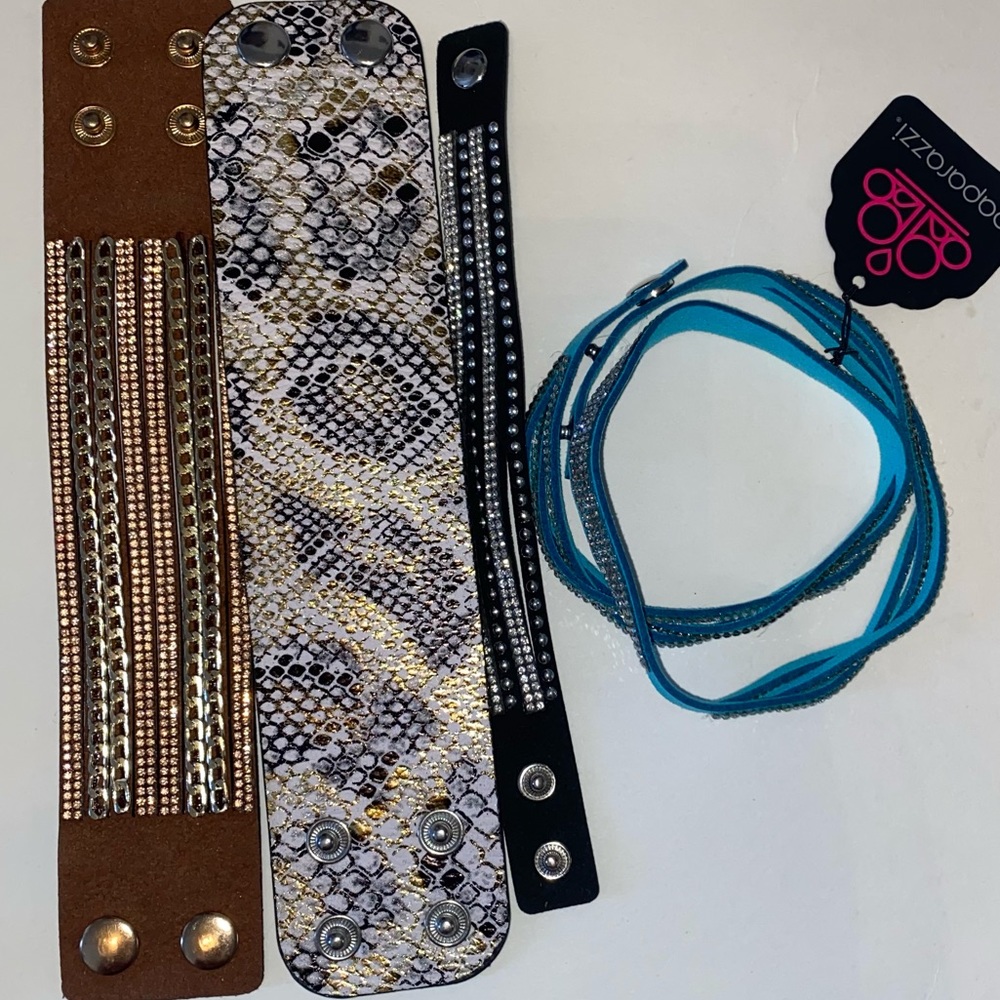 Lot of 4 wrap bracelets